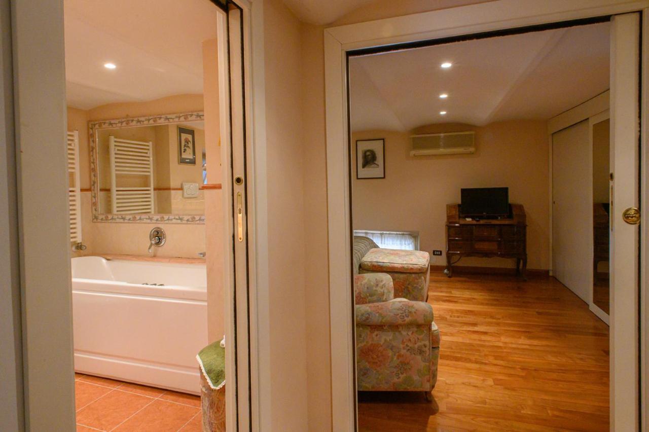 Apartment Roma Deluxe Luaran gambar